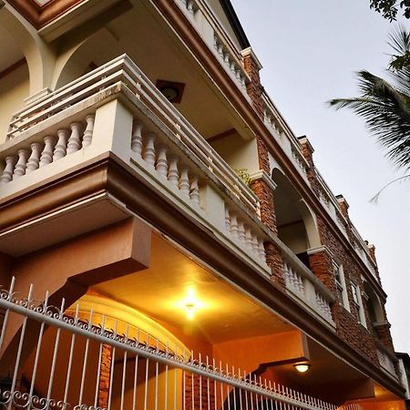 Casa D' Estrella Apartelle Balabag  Экстерьер фото