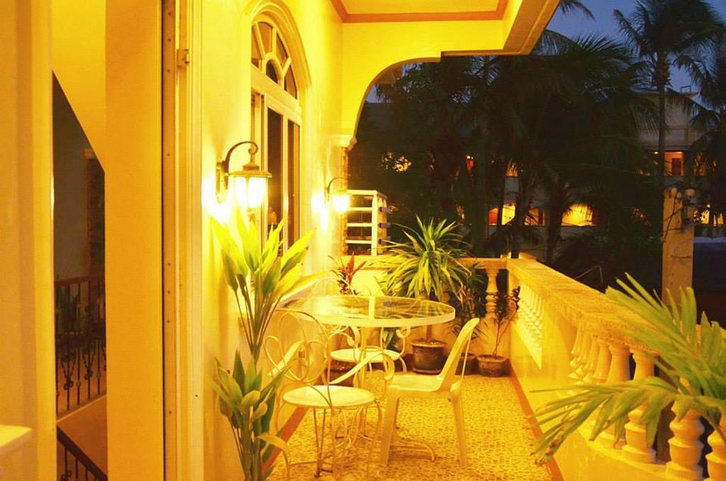 Casa D' Estrella Apartelle Balabag  Экстерьер фото