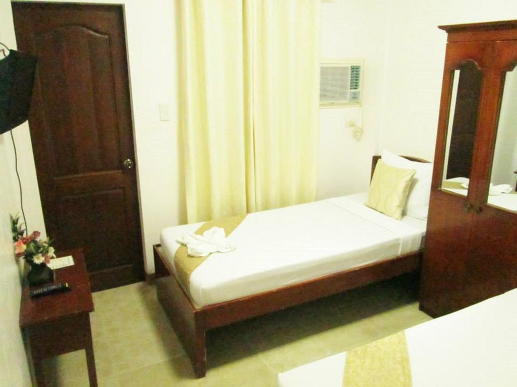 Casa D' Estrella Apartelle Balabag  Номер фото