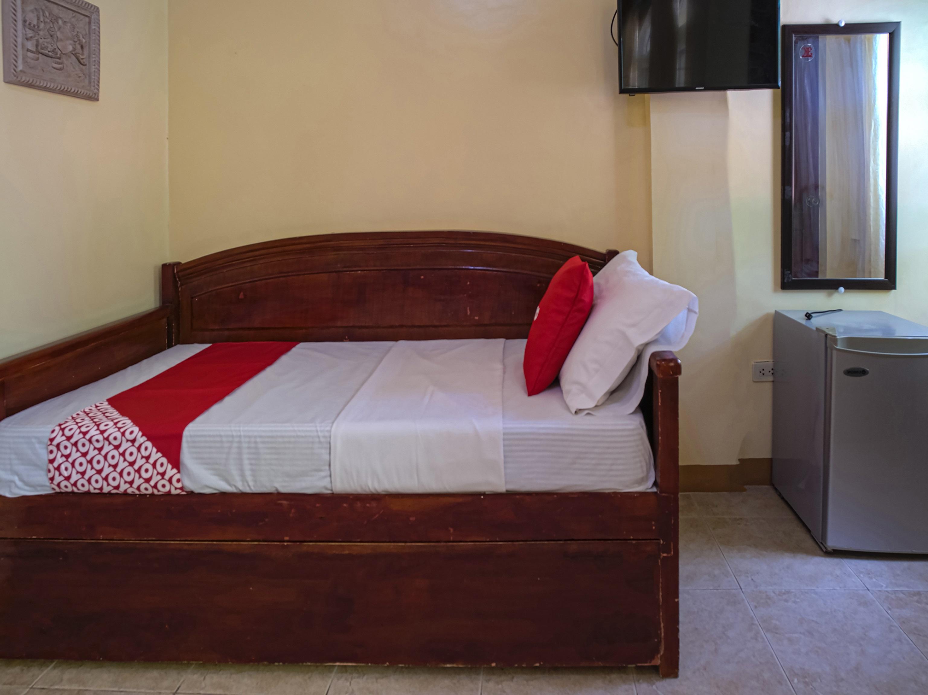Casa D' Estrella Apartelle Balabag  Экстерьер фото