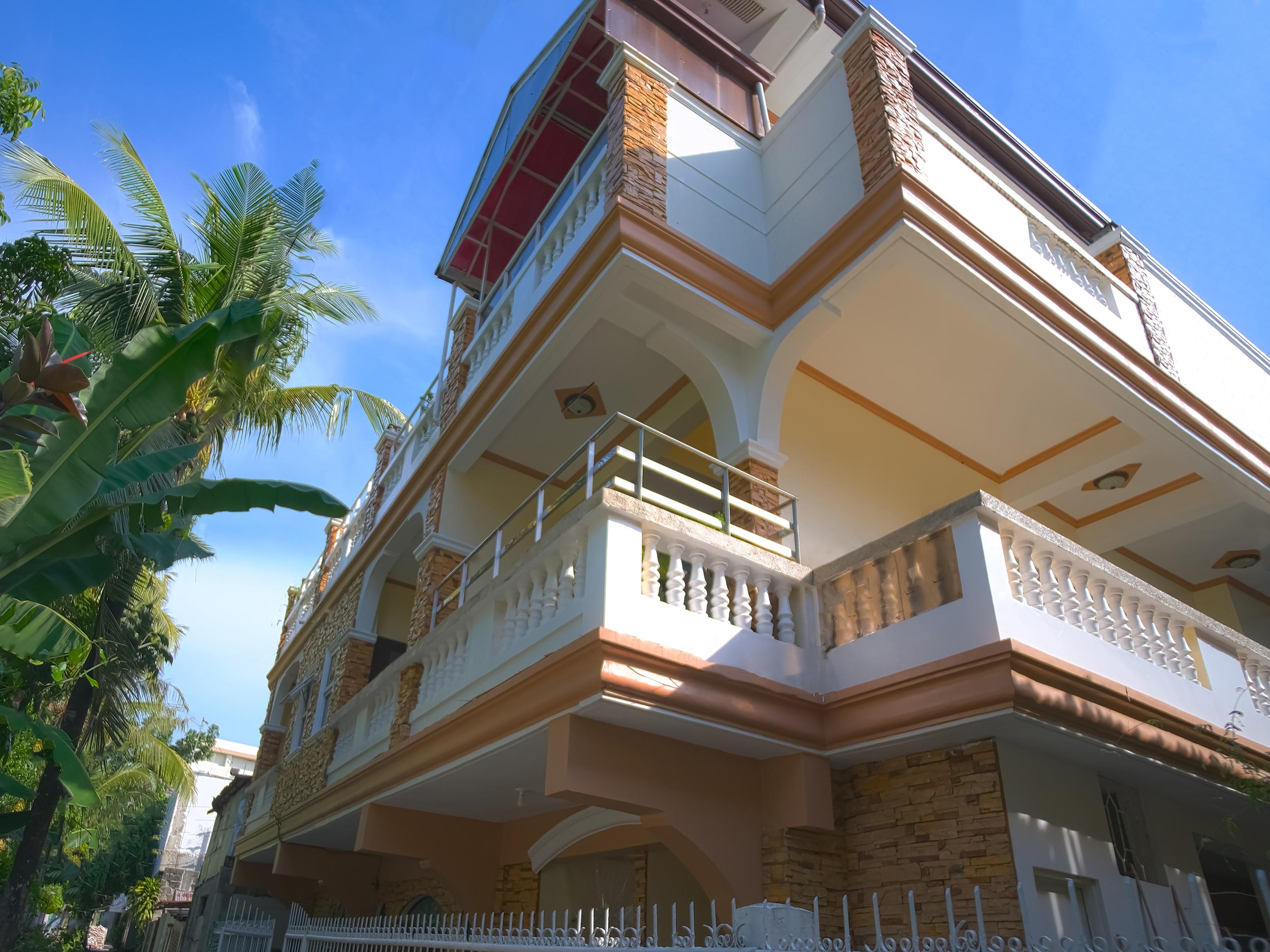 Casa D' Estrella Apartelle Balabag  Экстерьер фото