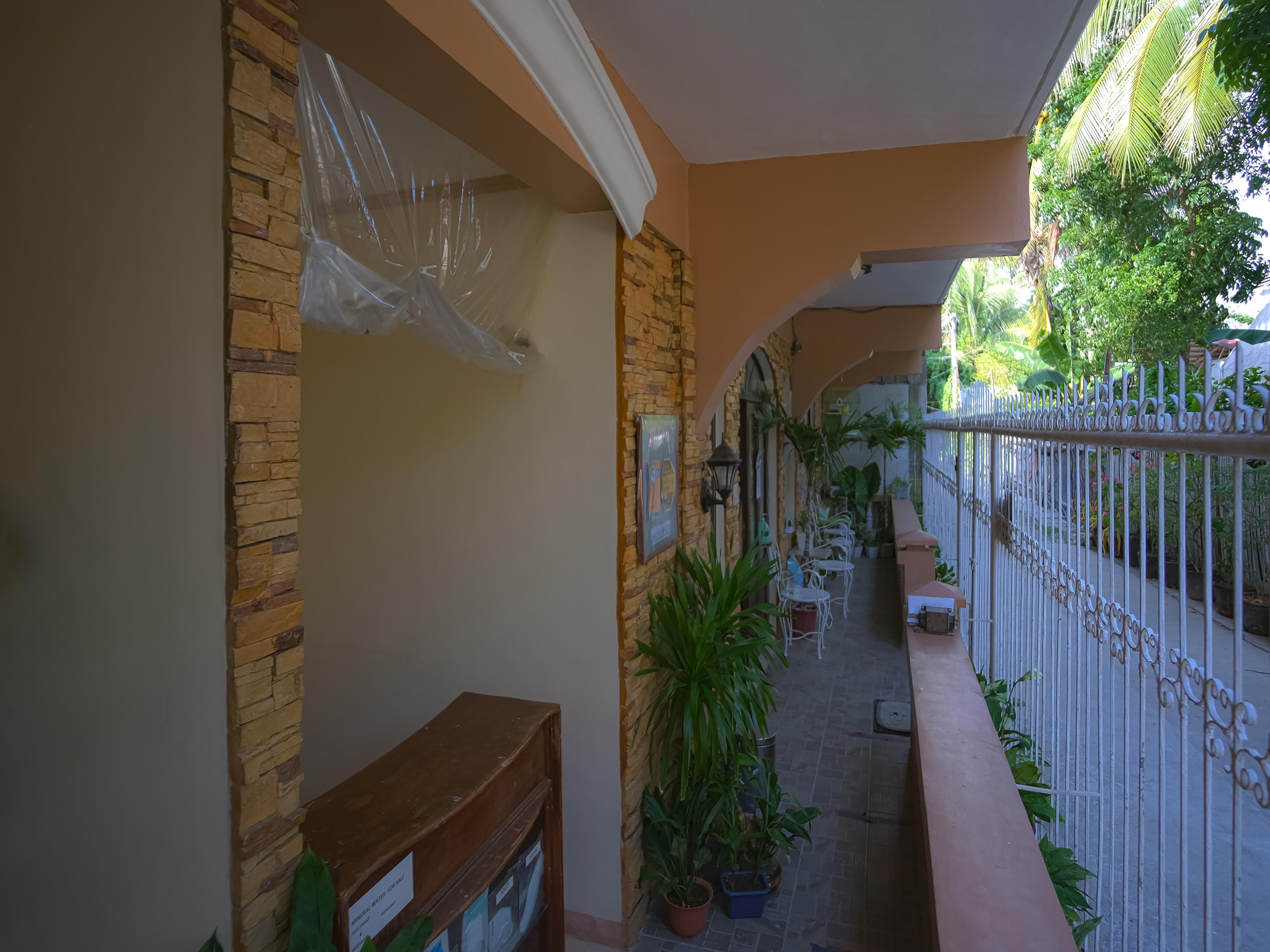 Casa D' Estrella Apartelle Balabag  Экстерьер фото