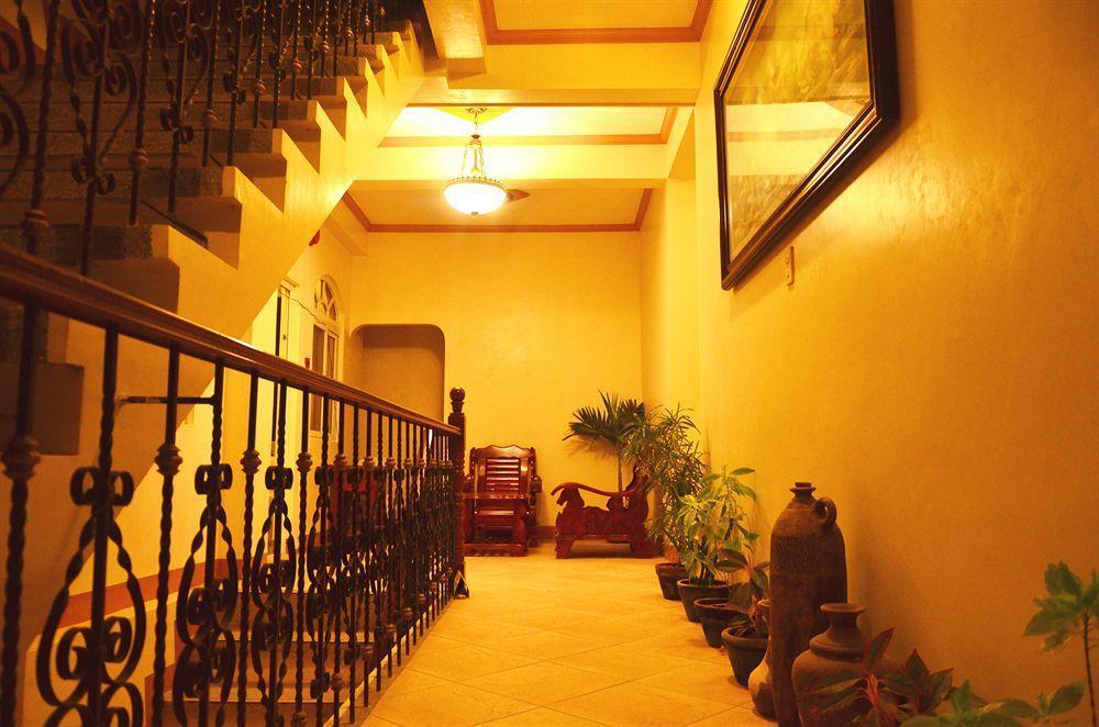 Casa D' Estrella Apartelle Balabag  Экстерьер фото