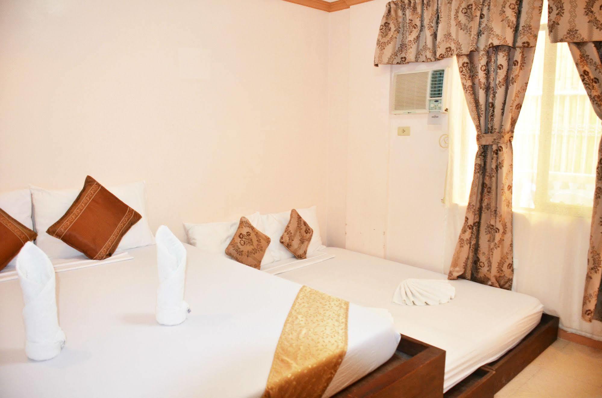 Casa D' Estrella Apartelle Balabag  Экстерьер фото